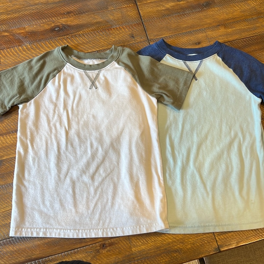 Pair of short sleeve jumping beans essential tees
